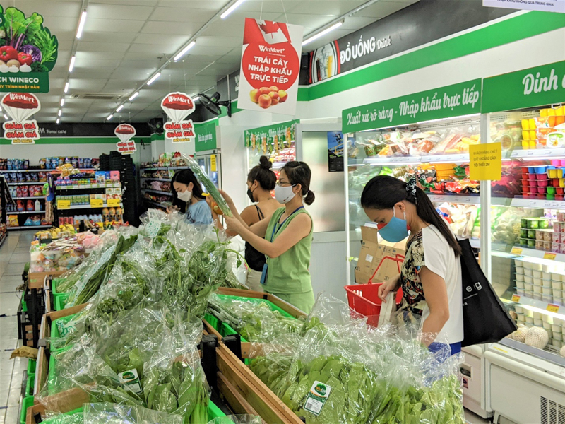 Hanoi to ban plastic bags and foam food containers in stores from 2028